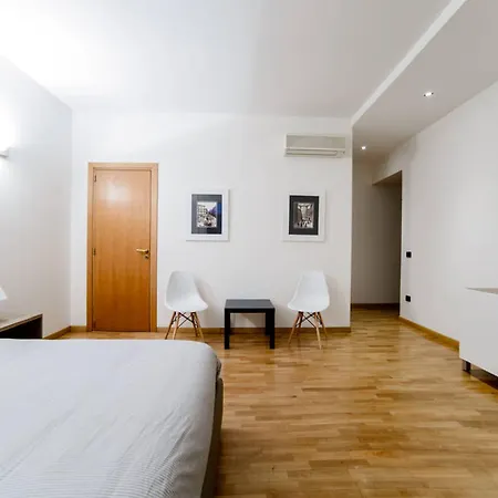 Riviera Luxury Nápoles