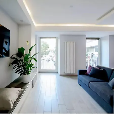 Alojamento de Acomodação e Pequeno-almoço Riviera Luxury 4*