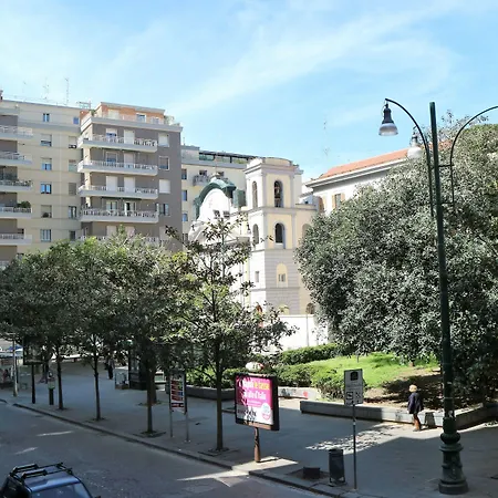 Bed and Breakfast Riviera Luxury Νάπολη